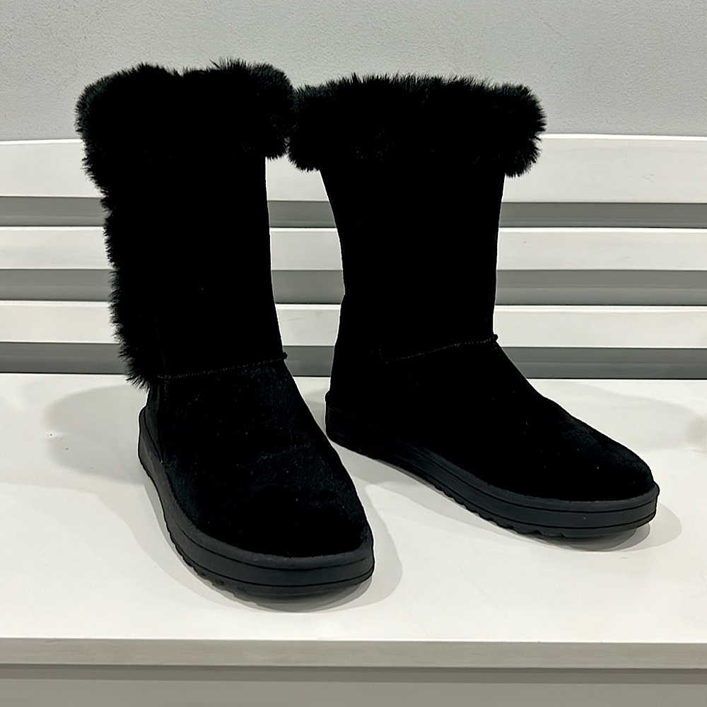 SO black boots